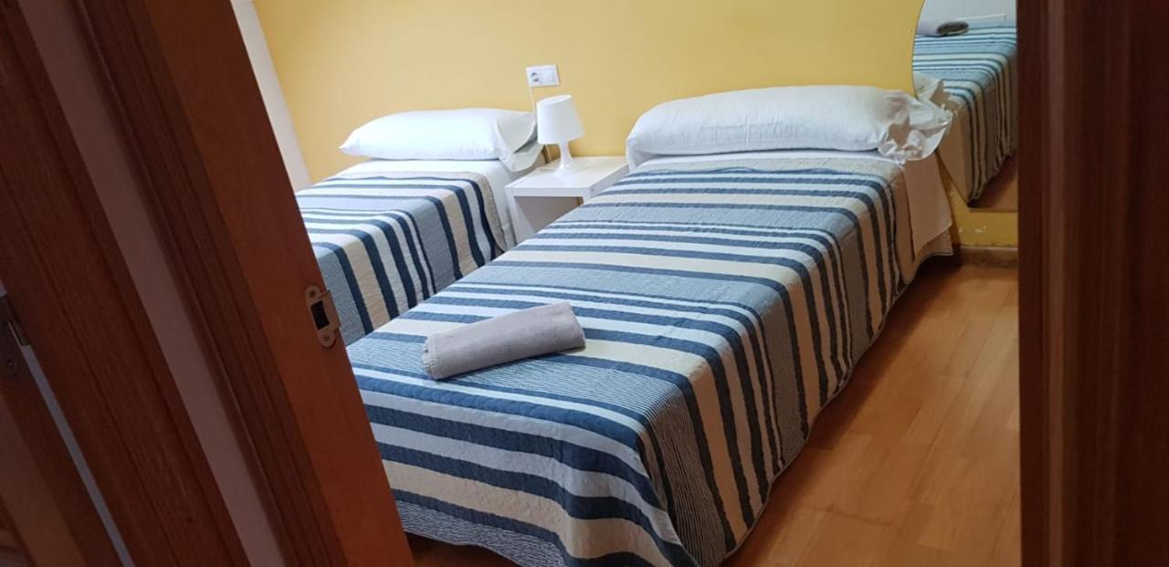 Javier Pedrouzo Sleeping Group Hotel Eksteriør billede